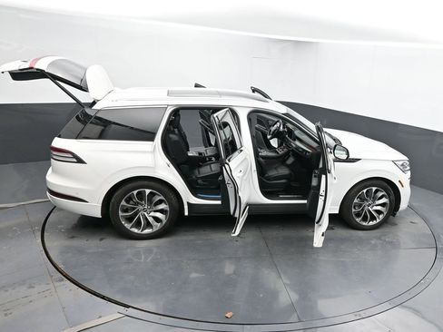 Used 2021 Lincoln Aviator Grand Touring w/ Equipment Group 302A image 73