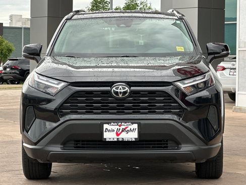 Used 2024 Toyota RAV4 XLE image 10