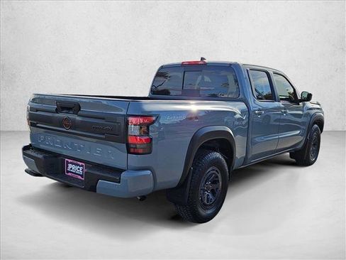 Used 2025 Nissan Frontier PRO-4X image 5