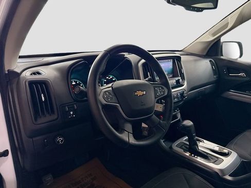 Used 2021 Chevrolet Colorado LT w/ LT Convenience Package image 10