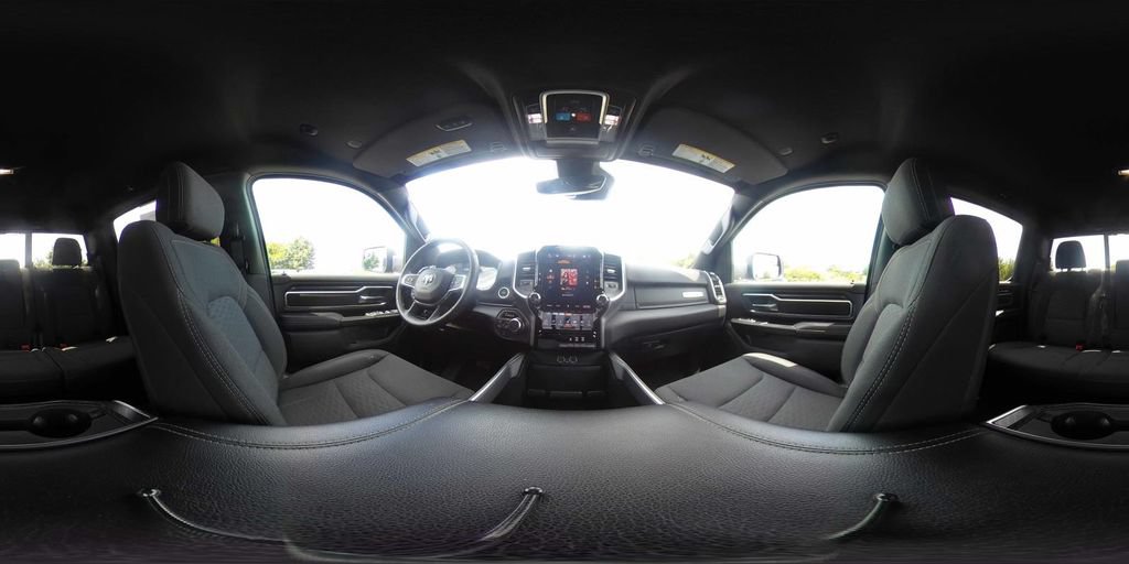 Used 2025 RAM 1500 Big Horn AWD/4WD image 26