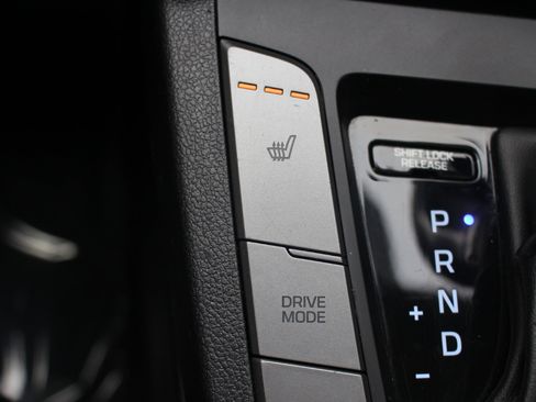 Used 2017 Hyundai Elantra Value Edition image 29