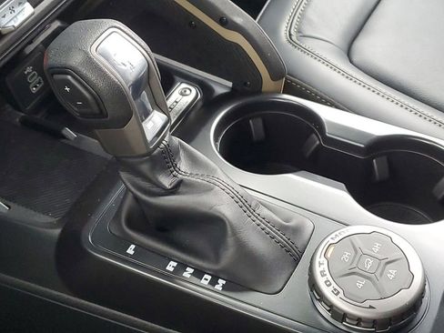 New 2026 Ford Bronco Badlands image 20