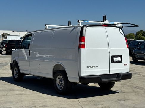 New 2025 GMC Savana 2500 w/ Driver Convenience Package RWD image 16