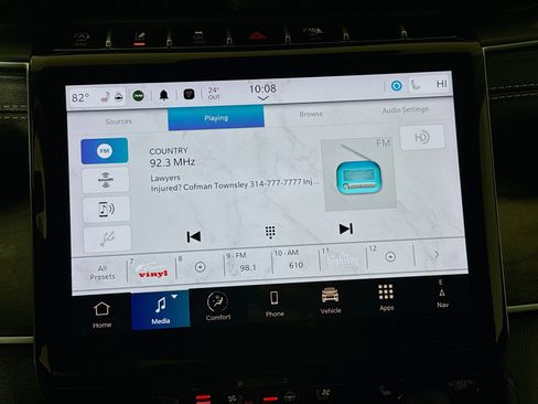 Used 2023 Jeep Grand Cherokee Limited w/ Luxury Tech Group II image 14