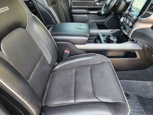Used 2022 RAM 1500 Laramie AWD/4WD image 15