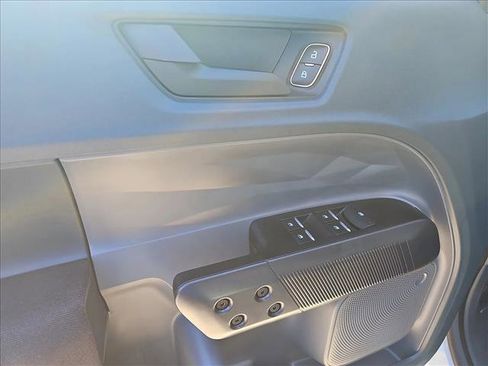 New 2026 Ford Maverick XL image 13