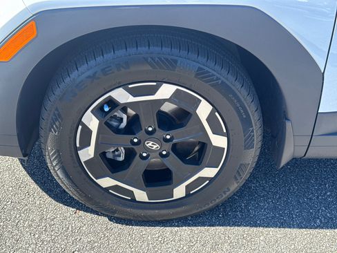 Used 2025 Hyundai Santa Fe SEL image 11