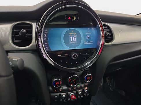 Used 2022 MINI Cooper S image 17
