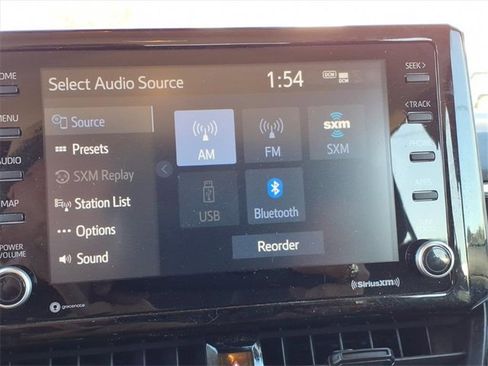 Used 2022 Toyota Corolla LE image 5