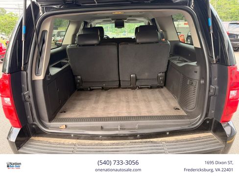 Used 2009 Chevrolet Suburban LT AWD/4WD image 23