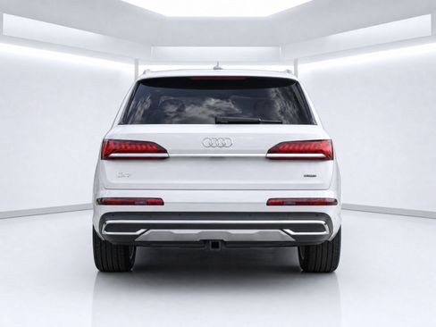 Certified 2023 Audi Q7 3.0T Premium Plus w/ Premium Plus Package AWD/4WD image 4