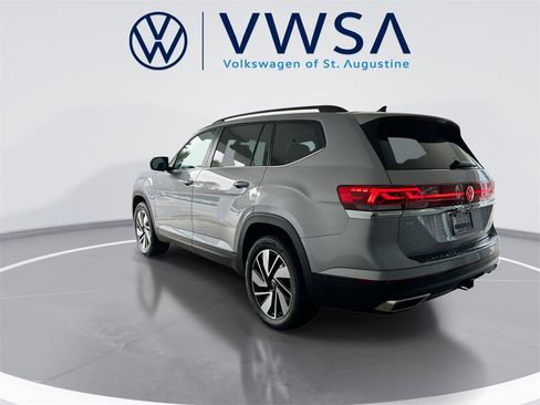 New 2026 Volkswagen Atlas SE image 5