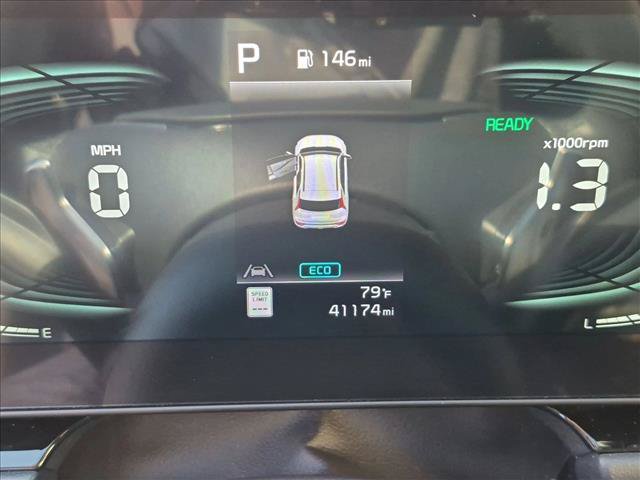 Used 2023 Kia Niro SX Touring FWD image 11