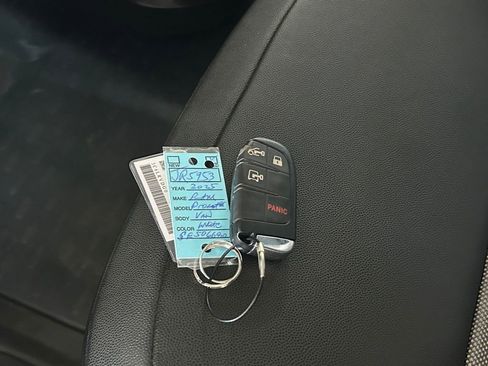 Used 2025 RAM ProMaster 2500 w/ Convenience Group image 43