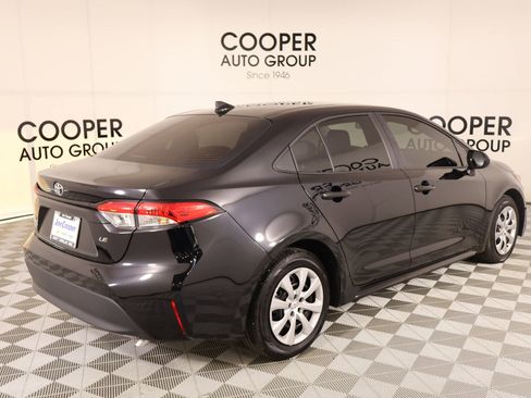 Used 2026 Toyota Corolla LE FWD image 19
