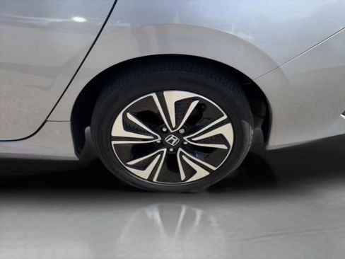 Used 2018 Honda Civic EX-T image 32