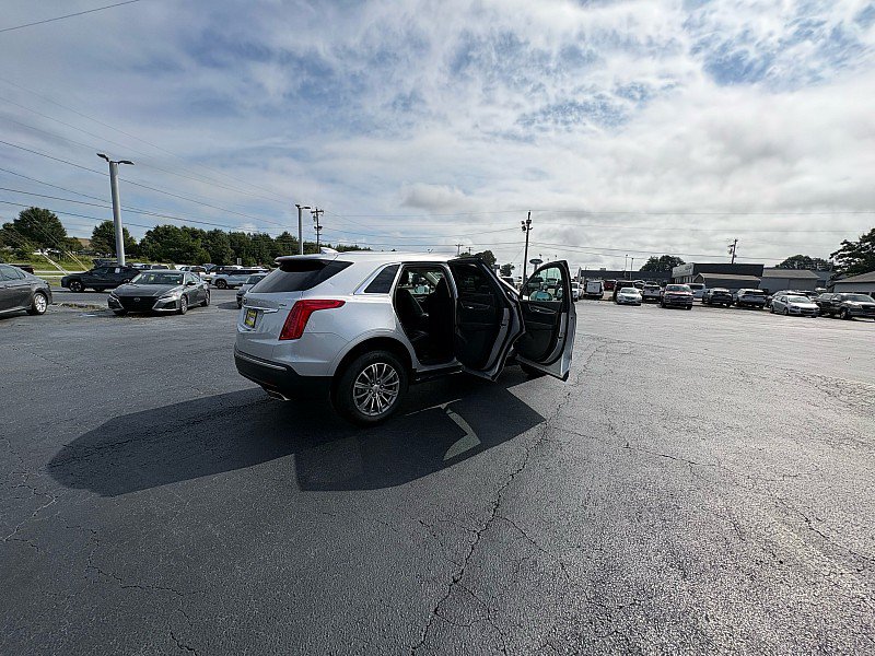 Used 2017 Cadillac XT5 Luxury FWD image 15