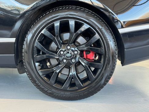 Used 2022 Land Rover Range Rover Westminster Edition image 16