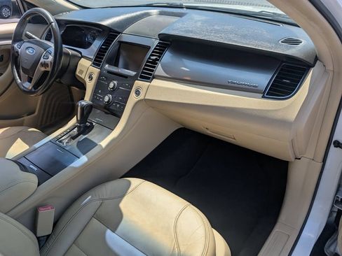 Used 2015 Ford Taurus SEL w/ Equipment Group 201A FWD image 15