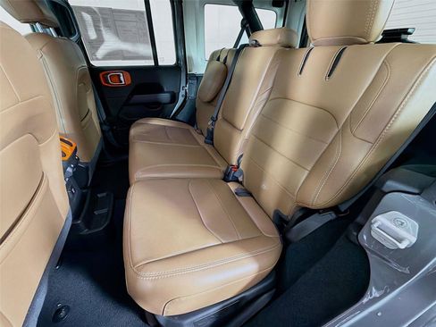 Used 2022 Jeep Wrangler Unlimited Sahara w/ Cold Weather Group image 22