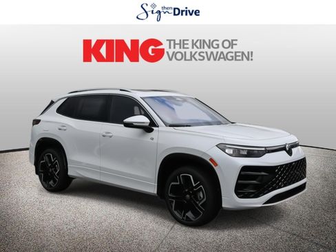 New 2026 Volkswagen Tiguan SEL R-Line image 1