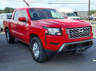 Used 2024 Nissan Frontier SV video 1
