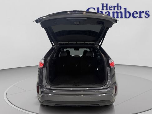 Used 2022 Ford Edge ST-Line image 7
