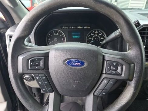 Used 2016 Ford F150 XLT image 18