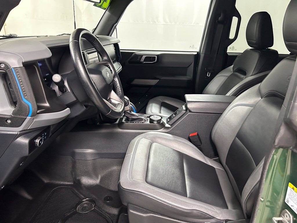 Used 2023 Ford Bronco Black Diamond w/ Sasquatch Package AWD/4WD image 12