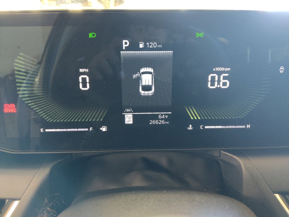 Used 2025 Kia K4 FWD image 23