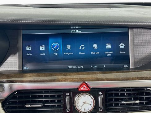 Used 2017 Genesis G90 5.0 Ultimate image 15