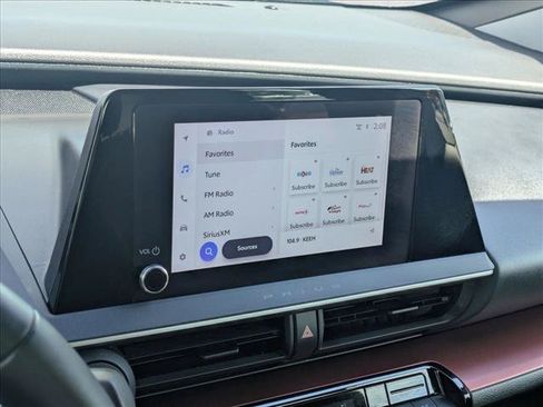 Certified 2024 Toyota Prius Prime FWD image 18