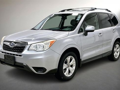 Used 2014 Subaru Forester 2.5i Premium w/ All-Weather Package image 3