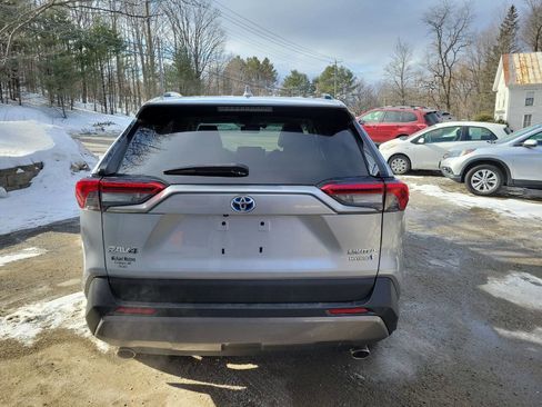 Used 2019 Toyota RAV4 Limited w/ Limited Grade Weather Package image 4