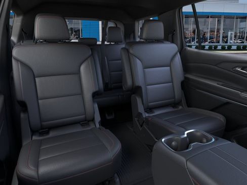 New 2026 Chevrolet Traverse Z71 w/ Enhanced Driving Package AWD/4WD image 17