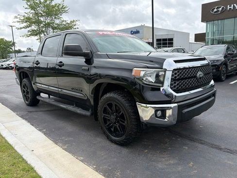 Used 2020 Toyota Tundra SR5 w/ SR5 Upgrade Package AWD/4WD image 2