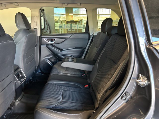 Used 2022 Subaru Forester Premium AWD/4WD image 26