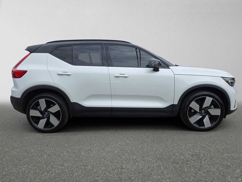 Certified 2023 Volvo XC40 Recharge Ultimate w/ Protection Package Premier AWD/4WD image 3