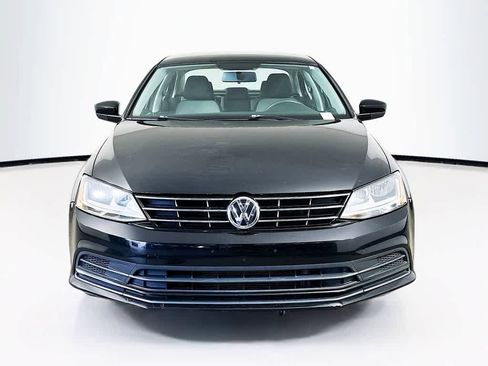 Used 2018 Volkswagen Jetta S image 6