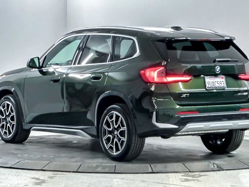 Used 2025 BMW X1 xDrive28i w/ Premium Package image 6