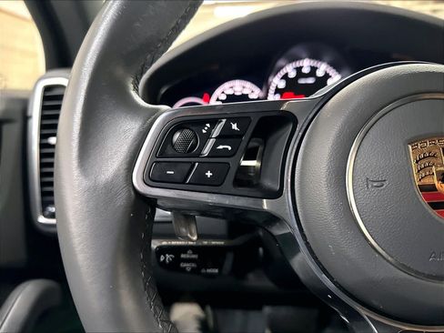 Used 2019 Porsche Cayenne AWD/4WD image 21