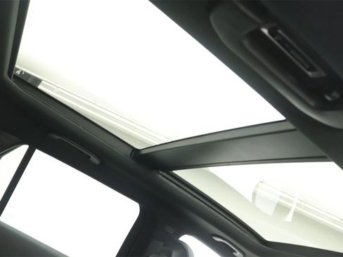 New 2026 Mercedes-Benz GLC 300 GLC 300 image 15