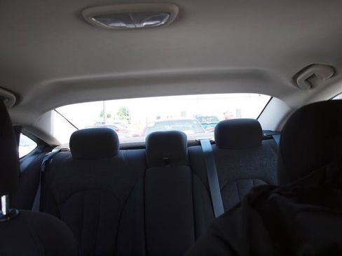 Used 2017 Chrysler 200 LX FWD image 12