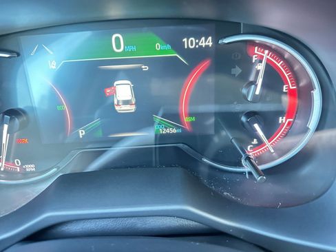 Used 2025 Toyota RAV4 XLE image 40