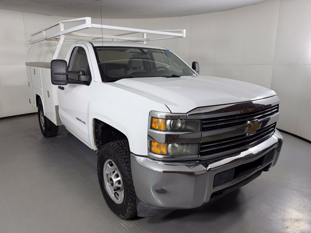 Used 2016 Chevrolet Silverado 2500 W/T RWD image 2