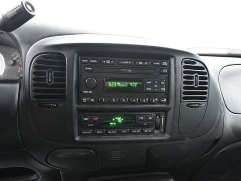 Used 2003 Ford F150 Harley-Davidson RWD image 13