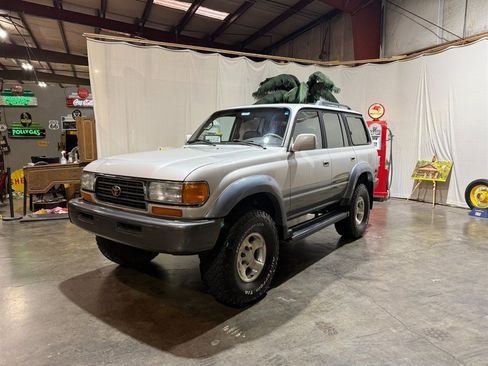 Used 1997 Toyota Land Cruiser image 11