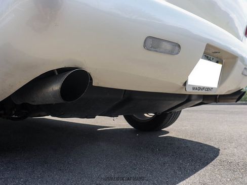 Used 2004 Ford Mustang GT RWD image 89