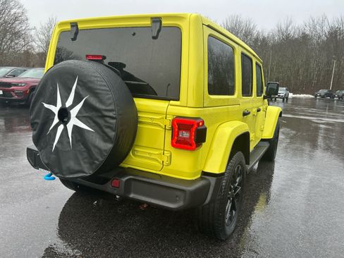 Used 2023 Jeep Wrangler Sahara w/ Cold Weather Group image 7